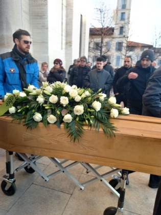 Ultimo saluto per Roberto Biancon travolto da una valanga insieme alla compagna