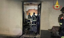 Appartamento a fuoco: famiglia sfollata e gravi danni