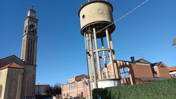 Il 9 marzo l’abbattimento della torre dell’acqua di Cogliate