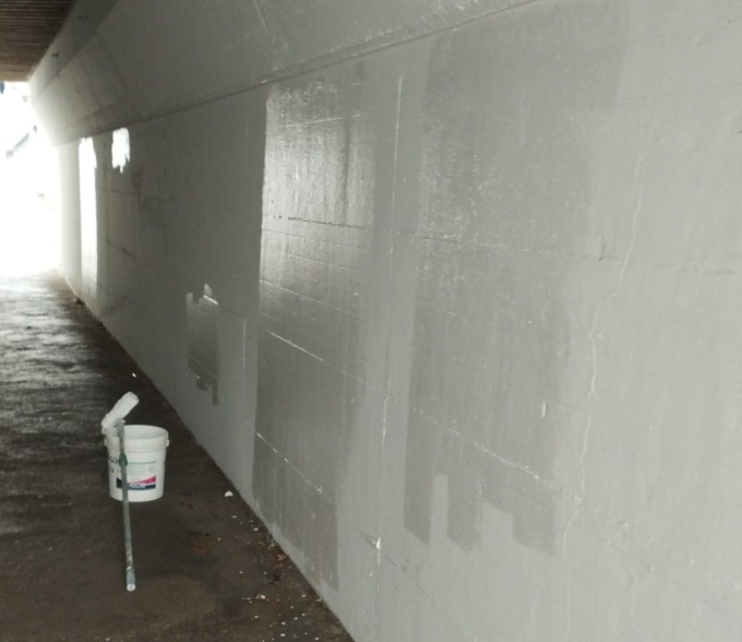 Ritinteggiato il sottopasso di via Milano