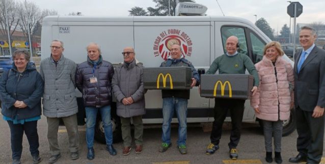 Il McDonald’s di Castellanza dona 300 pasti alla Mensa del Padre Nostro
