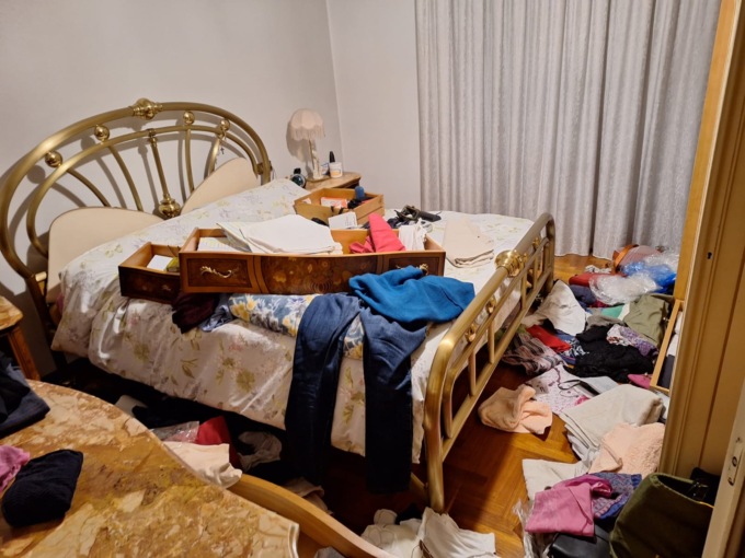 Ladri con il flessibile a casa del sindaco