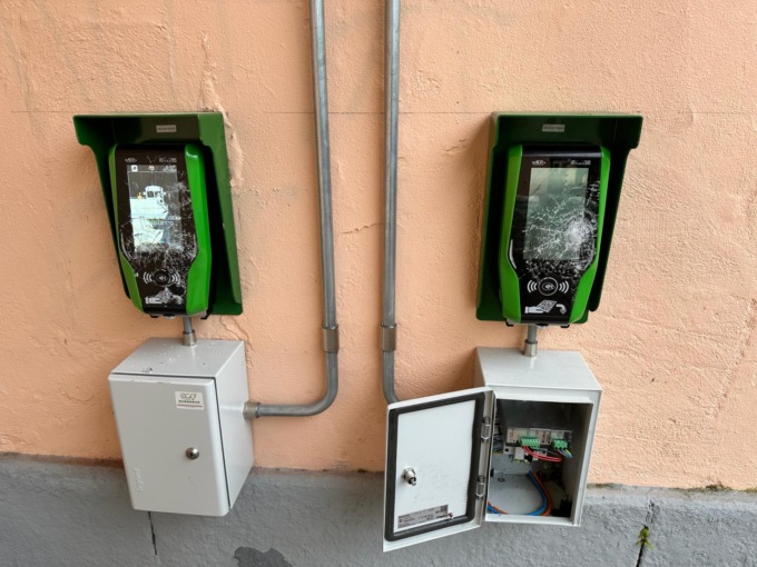 Convalidatrici vandalizzate: 4mila euro di danni