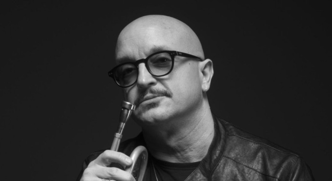 Gli studenti del Facchinetti Intervistano il musicista Giovanni Falzone