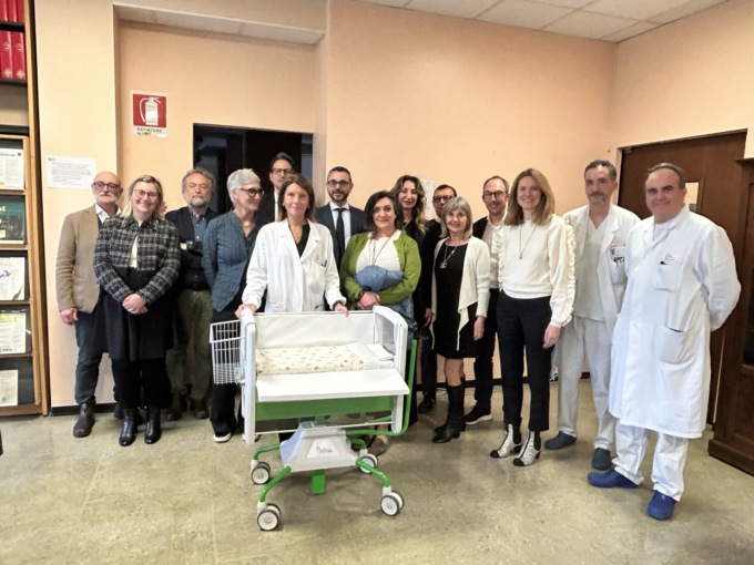 Donate otto culle per “rooming” all’ospedale di Busto Arsizio