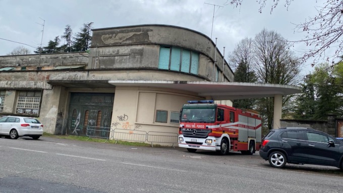 Incidente sul lavoro: mano schiacciata per un 41enne