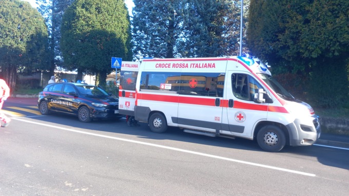 Investito un pedone di 53 anni a Gorla Minore