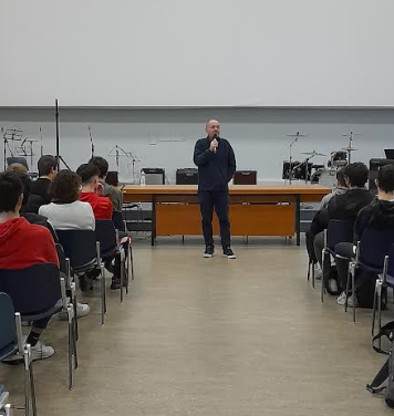 All’Istituto Riva il cappellano del carcere minorile Beccaria
