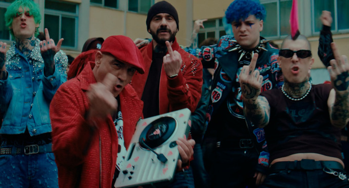 Regia “tradatese” nel videoclip degli Articolo 31 e dei LaSad
