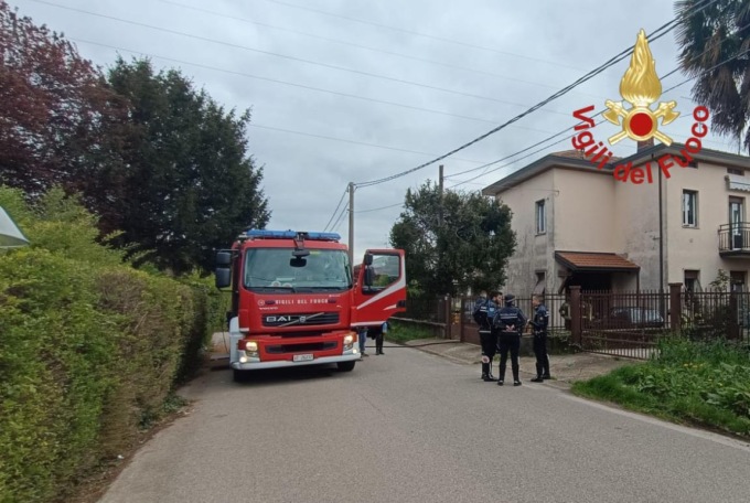 A fuoco la lavatrice: intervengono i Vigili del Fuoco