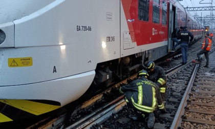 Uomo di 31 anni travolto dal treno a Saronno