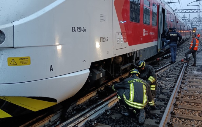 Uomo di 31 anni travolto dal treno a Saronno