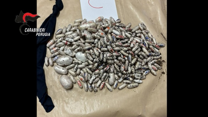 Da Caserta a Varese, passando per Perugia: smantellata una “rete” dell’eroina