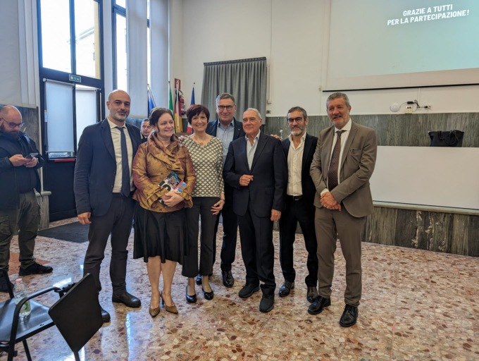 Gli studenti hanno incontrato Pietro Grasso per parlare di legalità
