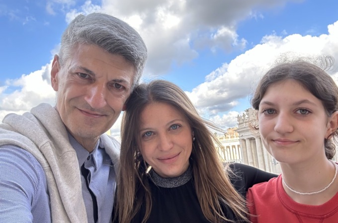 Il regista saronnese Silighini ricevuto da Papa Francesco