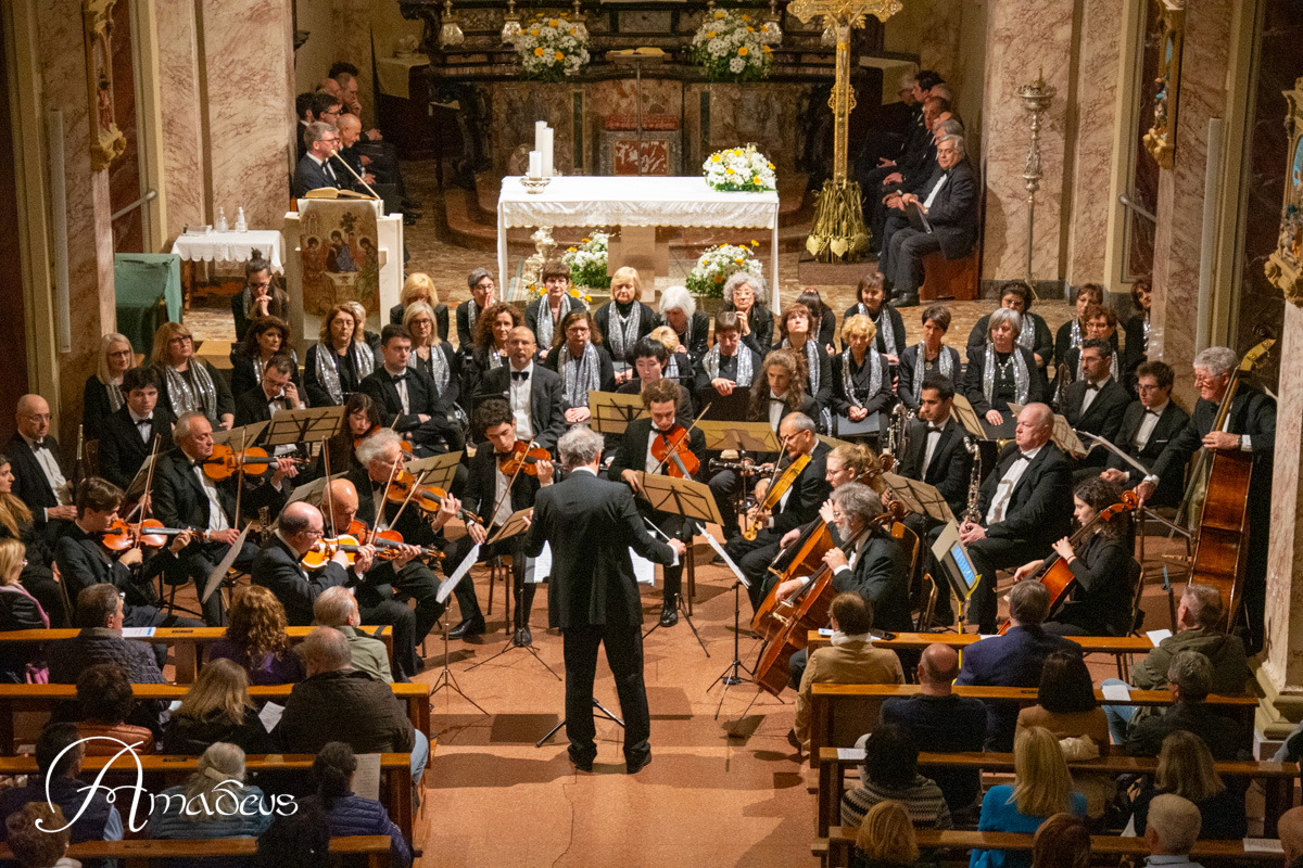 Orchestra dell'Accademia e Coro Sinfonico Amadeus a Marnate per il centenario di puccini (r)-7