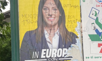 Manifesti strappati e minacce di morte contro l'europarlamentare