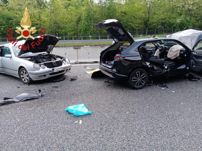 Riaperta la A9 in direzione Lainate: cinque i chilometri di coda