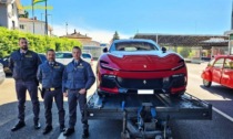 Ferrari di contrabbando sequestrata all'ingresso dalla Svizzera