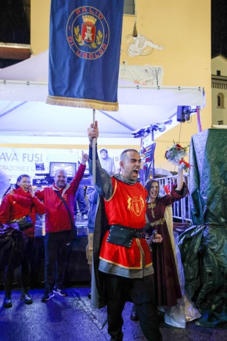 Palio di Uboldo, vince la contrada Taron