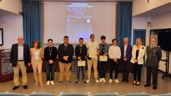Cyberchallenge.it: premiati sei giovani talenti