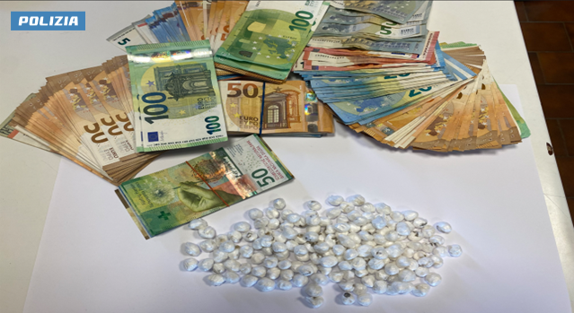Due uomini arrestati per spaccio di cocaina