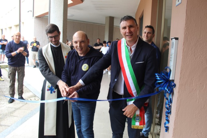 Taglio del nastro per la nuova sede dell’Inter Club