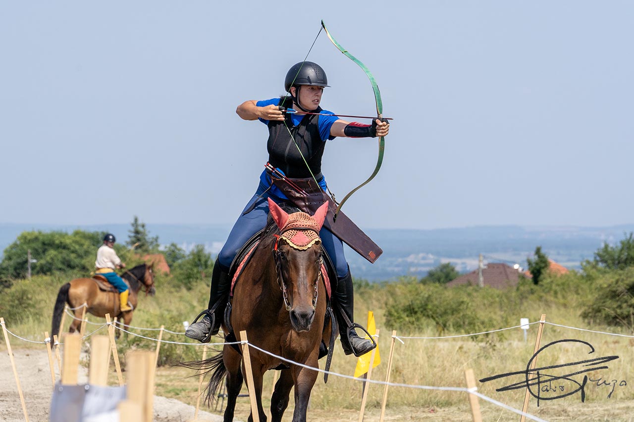 Tiro con l'arco a cavallo 04_Insinnamo Sara