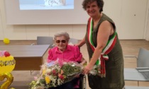 Auguri per i 102 anni di Giovanna Monza
