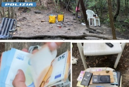 Smantellata una postazione di spaccio, sequestrati droga e contanti