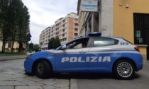 Stalker della ex accoltella il suo nuovo compagno, la Polizia arresta un 29enne