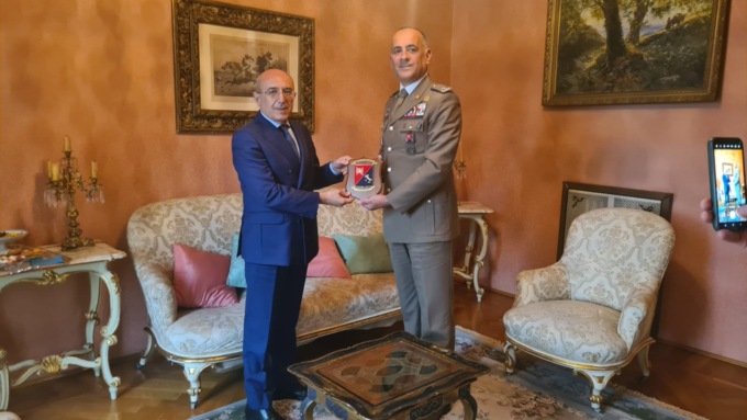 Incontro fra il prefetto di Varese e il Generale Sepe