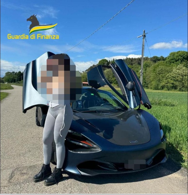 Evasione fiscale per un milione e mezzo, influencer di Onlyfans denunciata