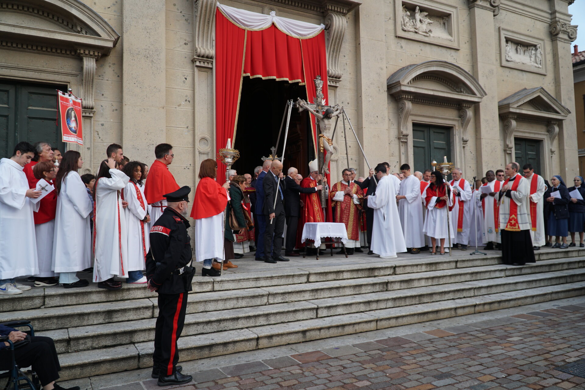 saronno festa trasporto crocifisso ottobre 2024