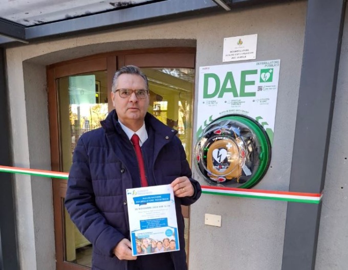 Alla scuola dell’infanzia di Vedano installato un defibrillatore pediatrico