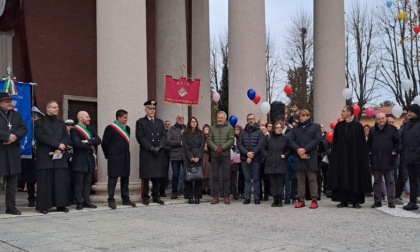 La comunità ha festeggiato l'ingresso ufficiale del nuovo parroco