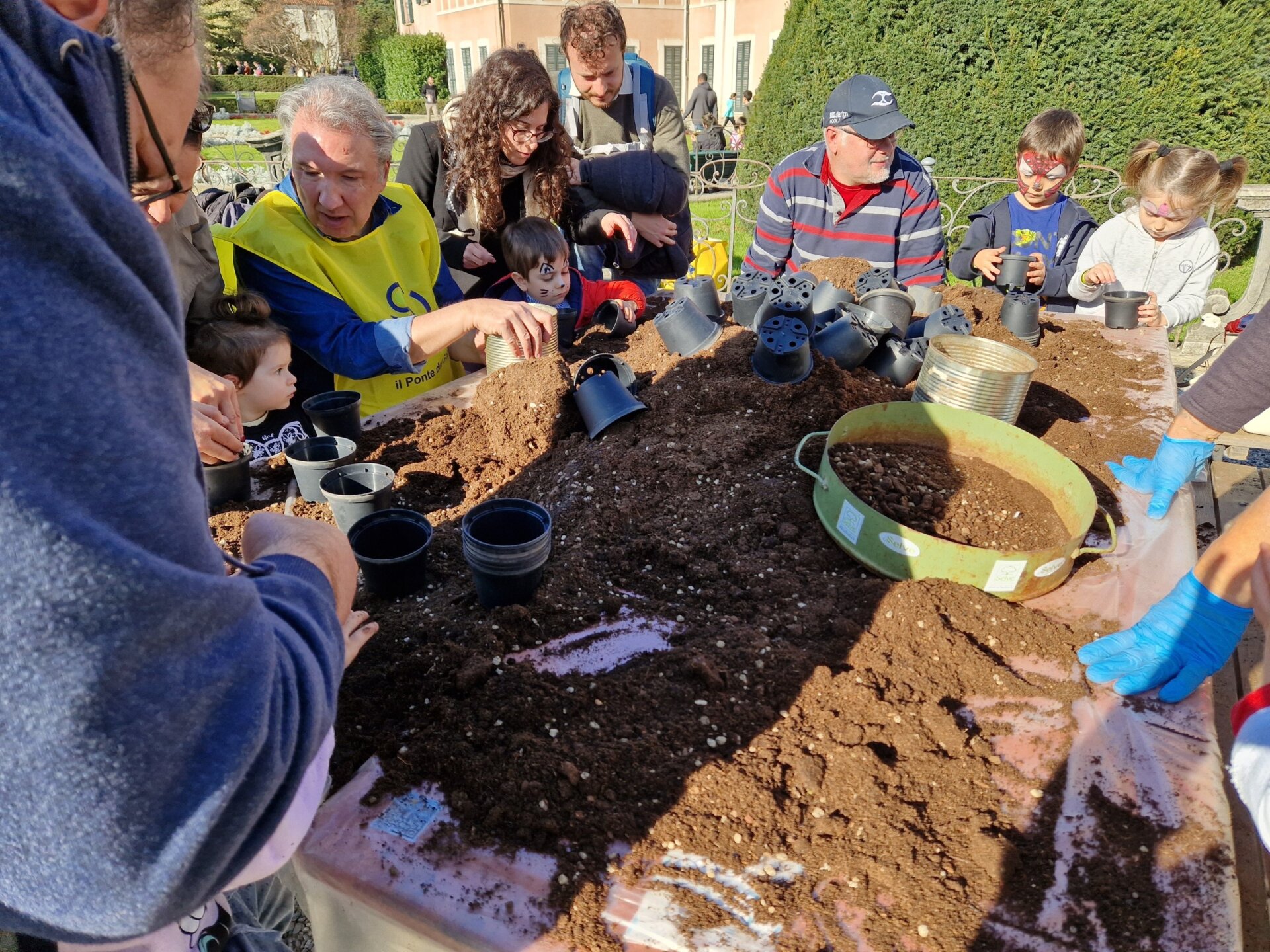 Un sorriso per il Ponte PICCOLO GIARDINIERE