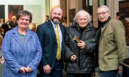 Tantissime persone all'inaugurazione della mostra di Alberto Pensa