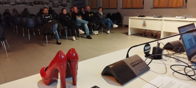 Una serata per dire stop alla violenza sulle donne