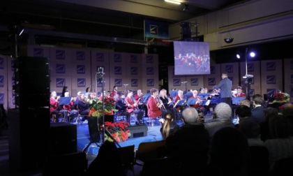 Auguri in musica a Uboldo e  consegna delle borse di studio