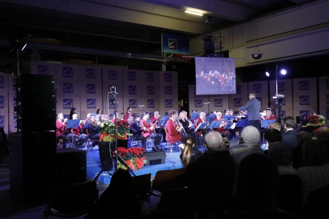 Auguri in musica a Uboldo e  consegna delle borse di studio