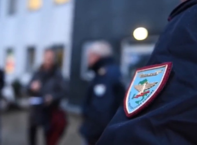 Controlli straordinari nel fine settimana da parte della Polizia