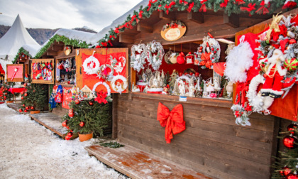 Apre il negozio di Natale di Saronno Point Odv