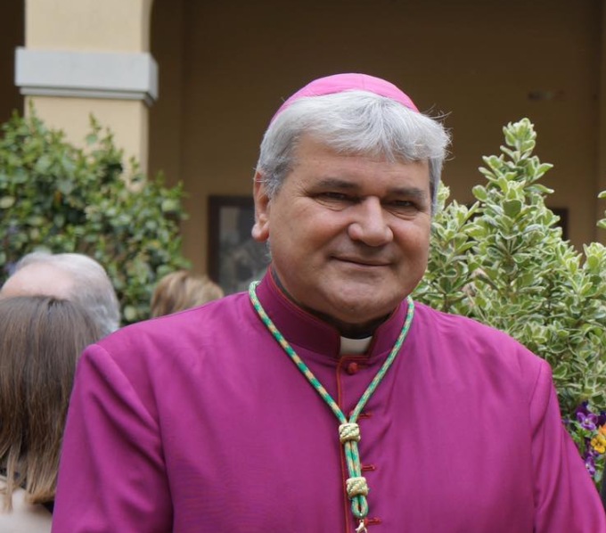 Monsignor Luca Raimondi potrebbe essere il nuovo vescovo di Novara?