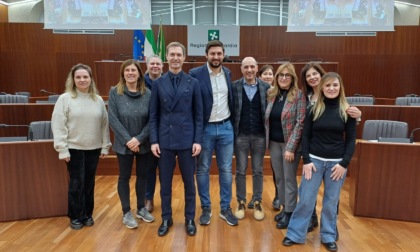 Gli studenti delle Orsoline di Saronno in visita a Palazzo Pirelli