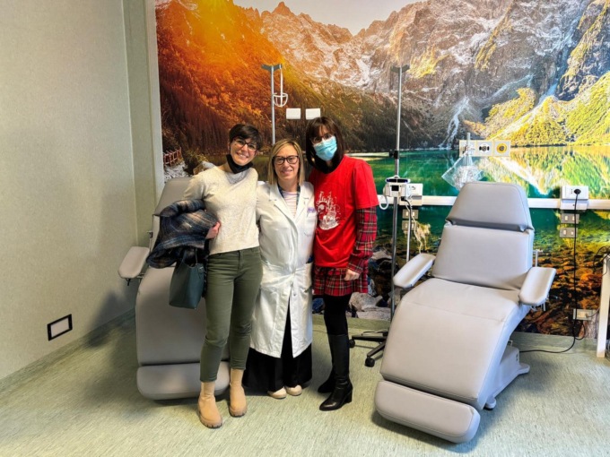 Donate 14 poltrone all’ospedale di Busto Arsizio