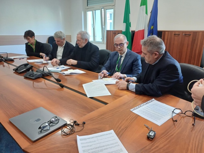 Firmato l’accordo per una nuova struttura polifunzionale per il canile di Varese