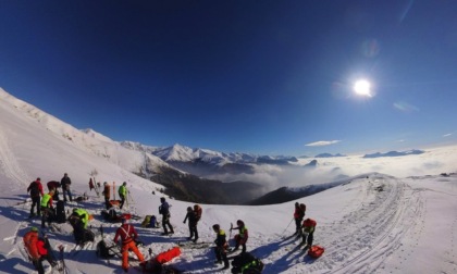 Esercitazione sulla neve per il Soccorso alpino