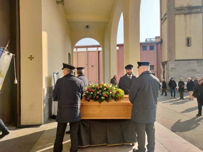 funerale alessandro colombo