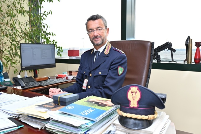 Il Primo dirigente della Polizia di Stato va in pensione